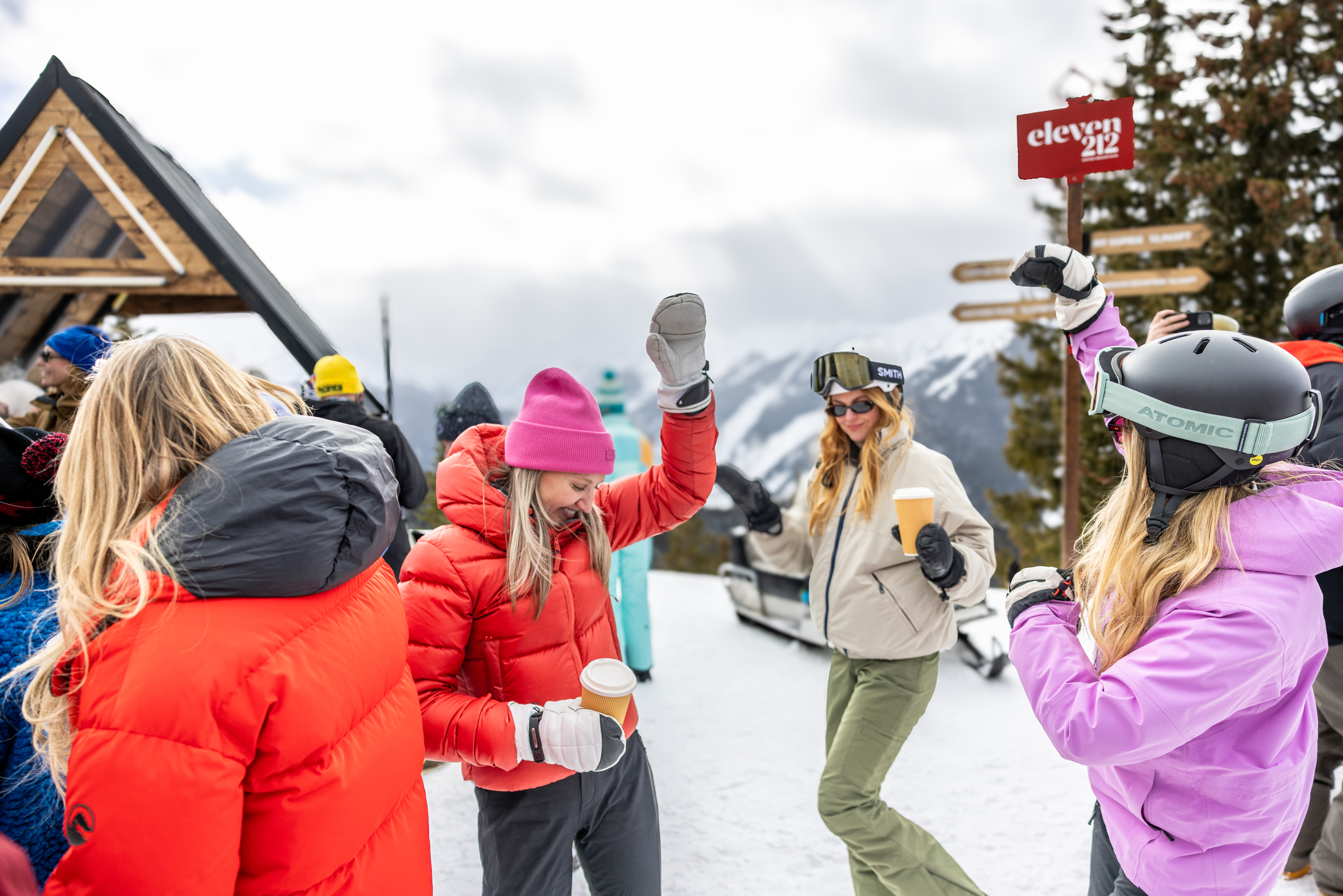 Winter apres ski aspen