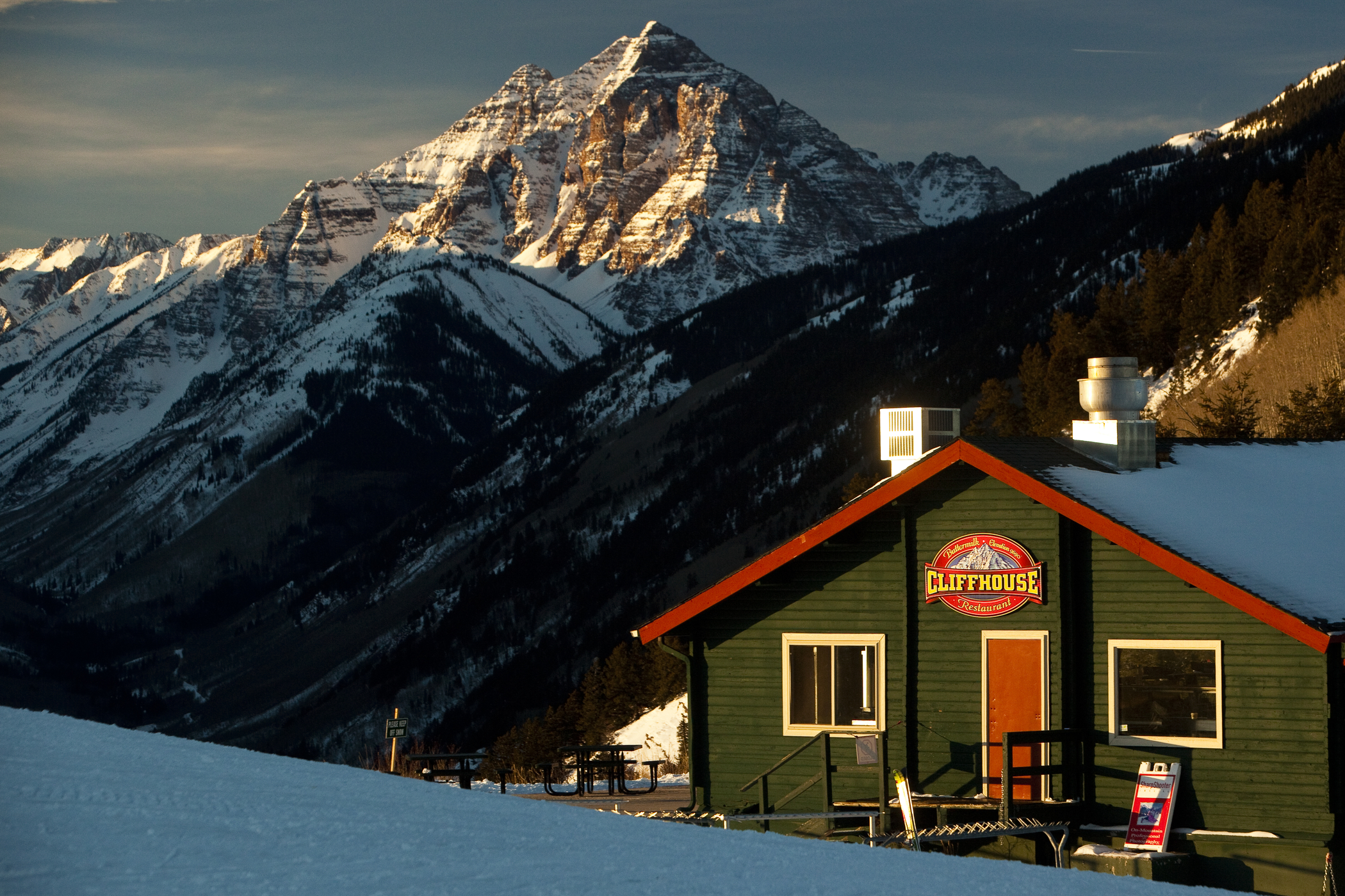 Cliffhouse on Buttermilk
