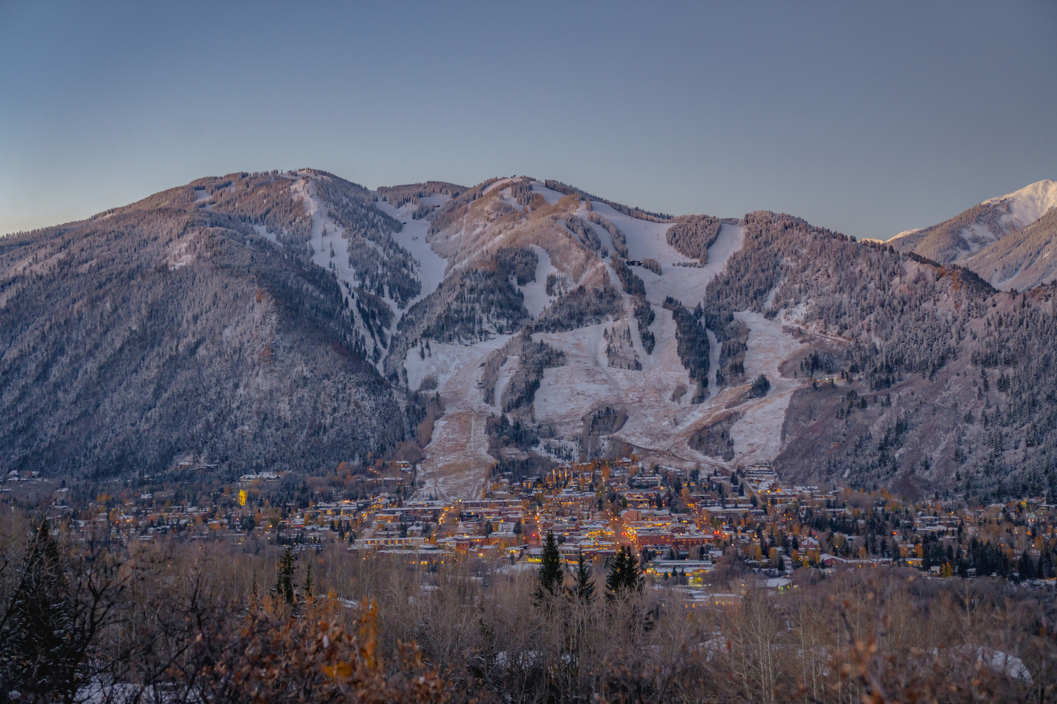 November in downtown Aspen