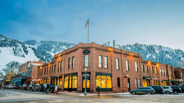 aspen building winter
