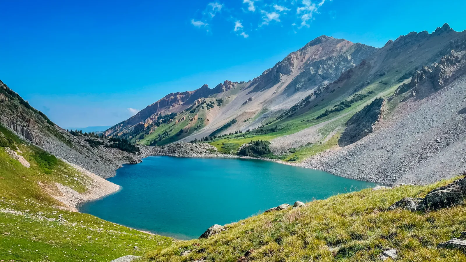 Alpine Lake Hikes Near Aspen, Colorado