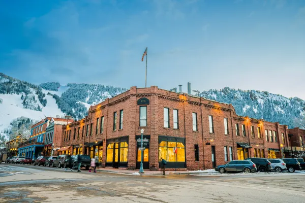aspen building winter