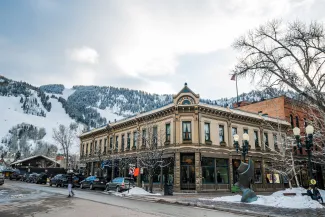 image of building downtown in aspen during the winter