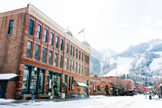 5 reasons to Visit Aspen in Early Winter