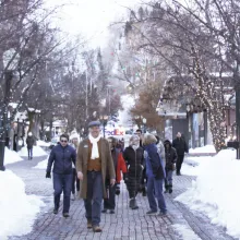 Special Holiday Downtown Walking Tour